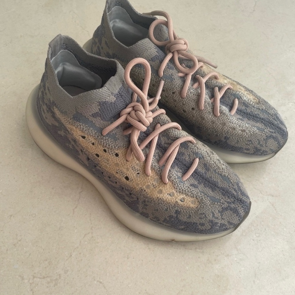 Yeezy boost 380